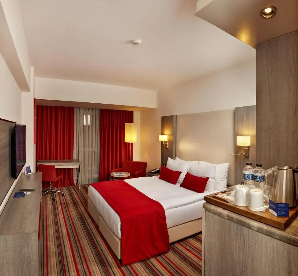 Hotel Ramada Plaza By Wyndham Smirne