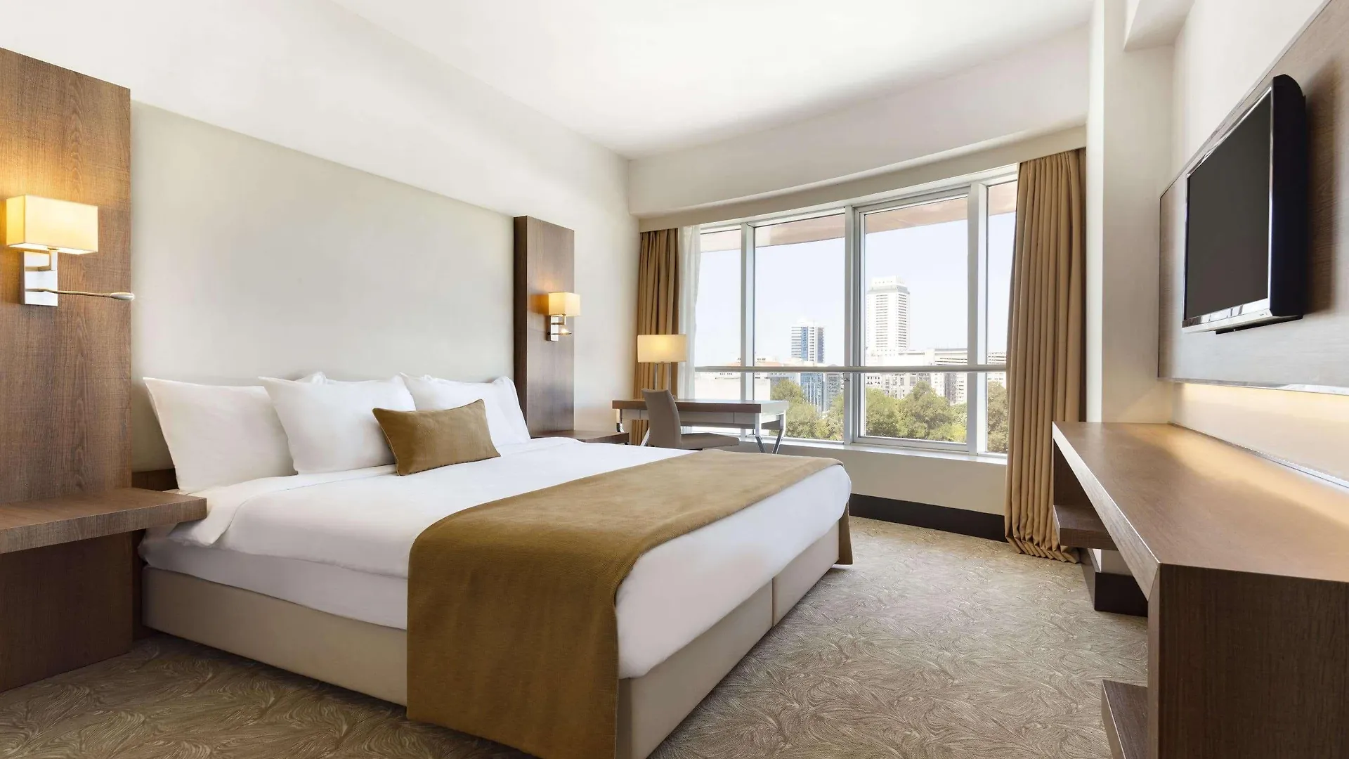 Ramada Plaza By Wyndham Izmir Hotel